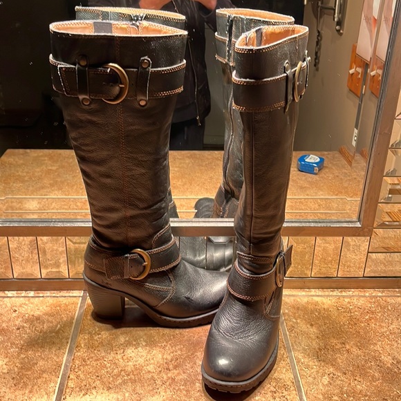boc Shoes - NWOT BOC Black Leather Boots